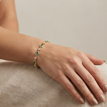 Mint Tourmaline and Diamond Bracelet in Yellow Gold