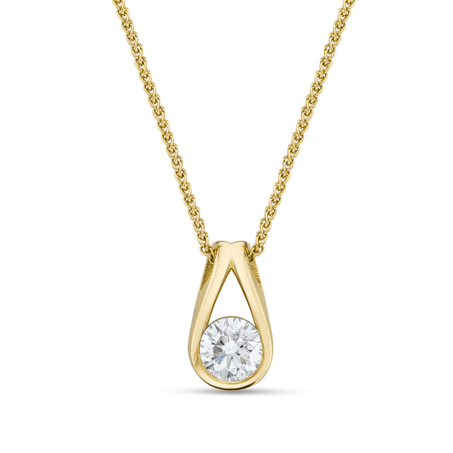 Round Brilliant Cut Semi Rubover Diamond Pendant in Yellow Gold